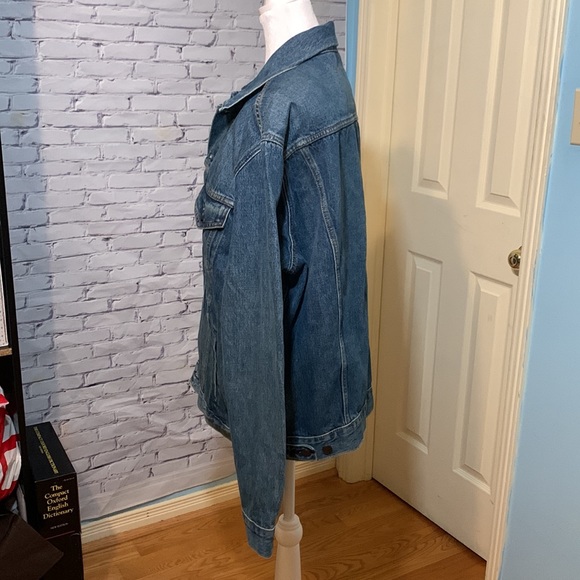 NWT Levis Premium Vintage Fit Trucker Jacket - Picture 3 of 10